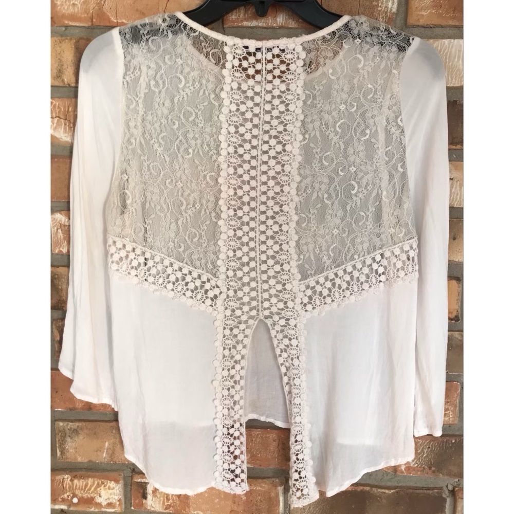 Chloe K Women’s Semi Sheer Split Back Off White Top Size: S